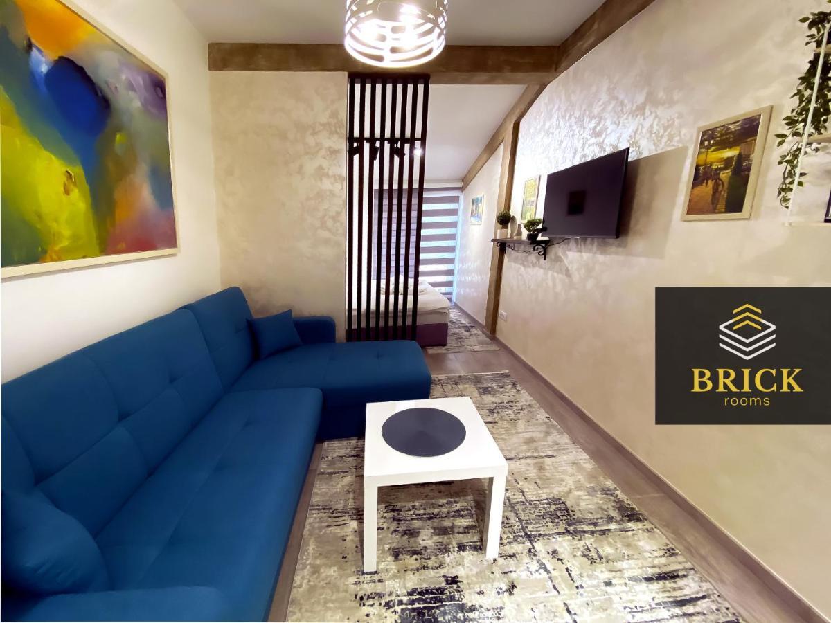 נובי פאזאר Brickrooms מראה חיצוני תמונה