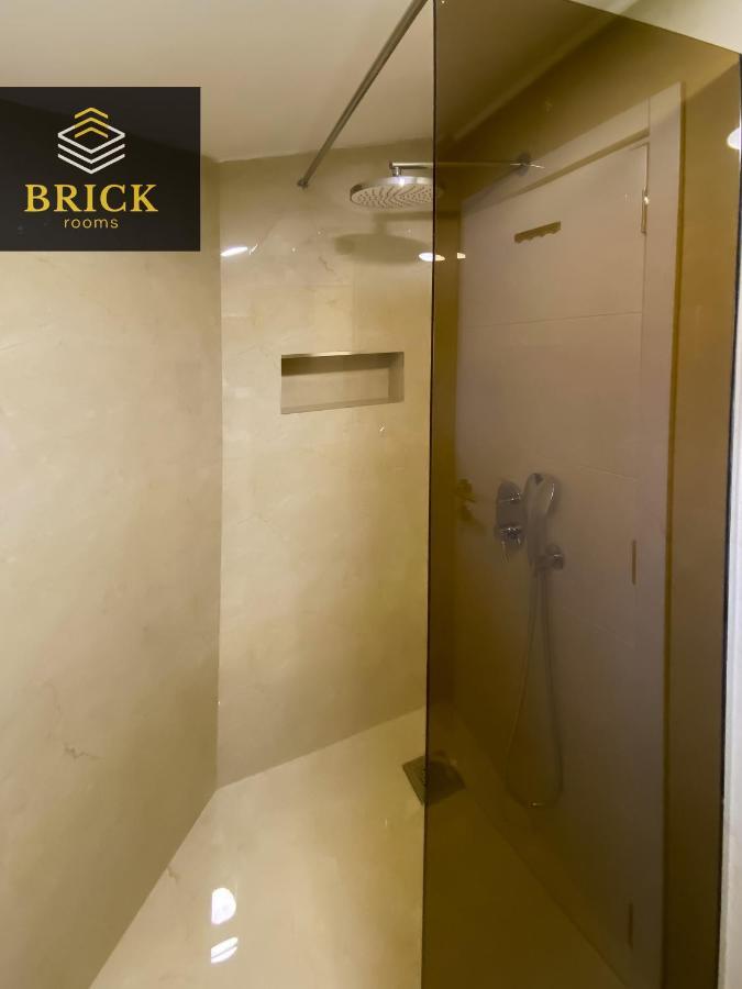 נובי פאזאר Brickrooms מראה חיצוני תמונה